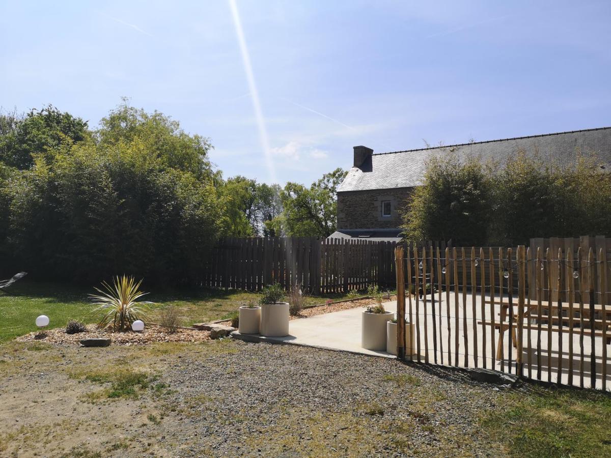 Gite De L'Hermine Pommerit-Jaudy Exterior foto